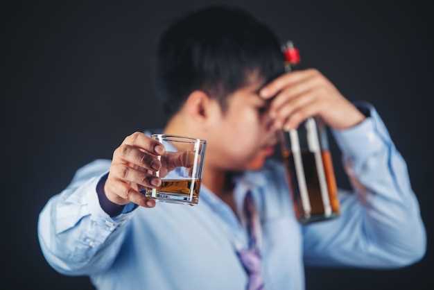 Can alcohol be consumed with azithromycin